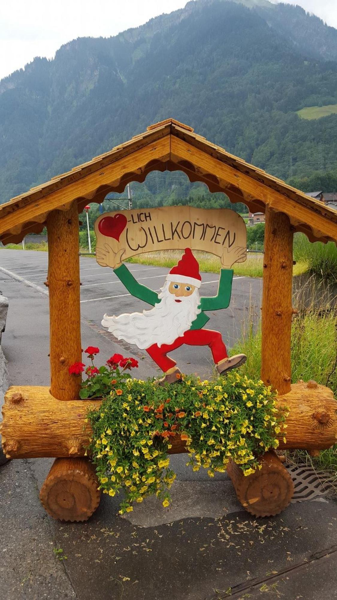 Linthal Diese Einfache Unterkunft- Bergheimat Ist Nur Fuer Backpacker- Rucksacktouristen Und Radfahrer - Huettenfeeling Im Backpackerhoues- Ganz Einfach - Ganz Unkompliziert - Ganz Relaxd 빌라 외부 사진